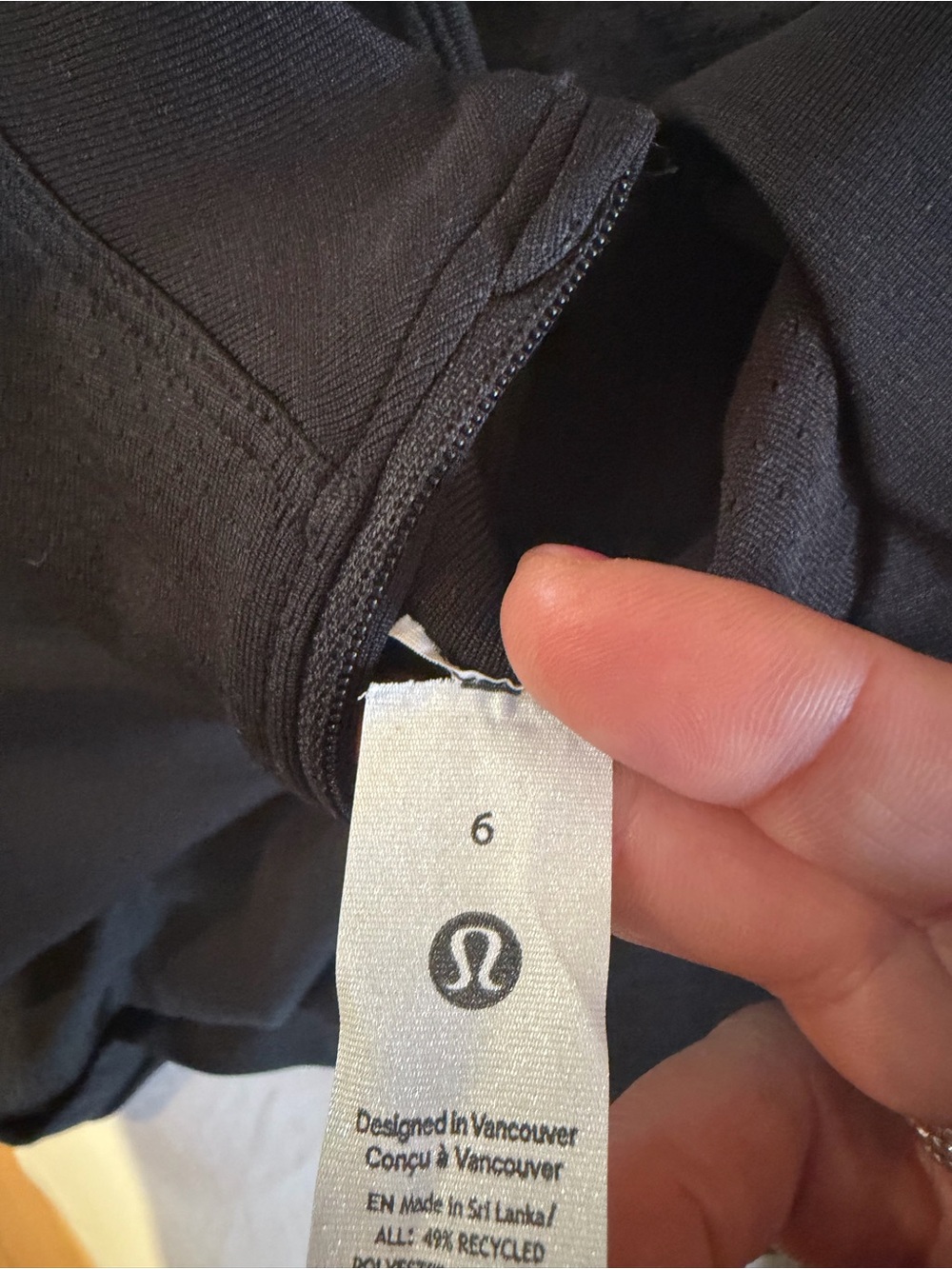 Lululemon Women's Black Swiftly Tech Mock Neck Half-Zip Pullover - Picture 6 of 11